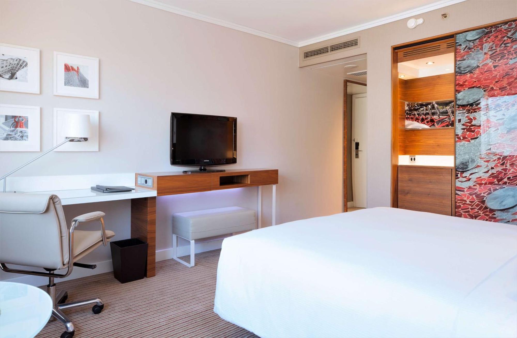 Hotell Hilton 4*